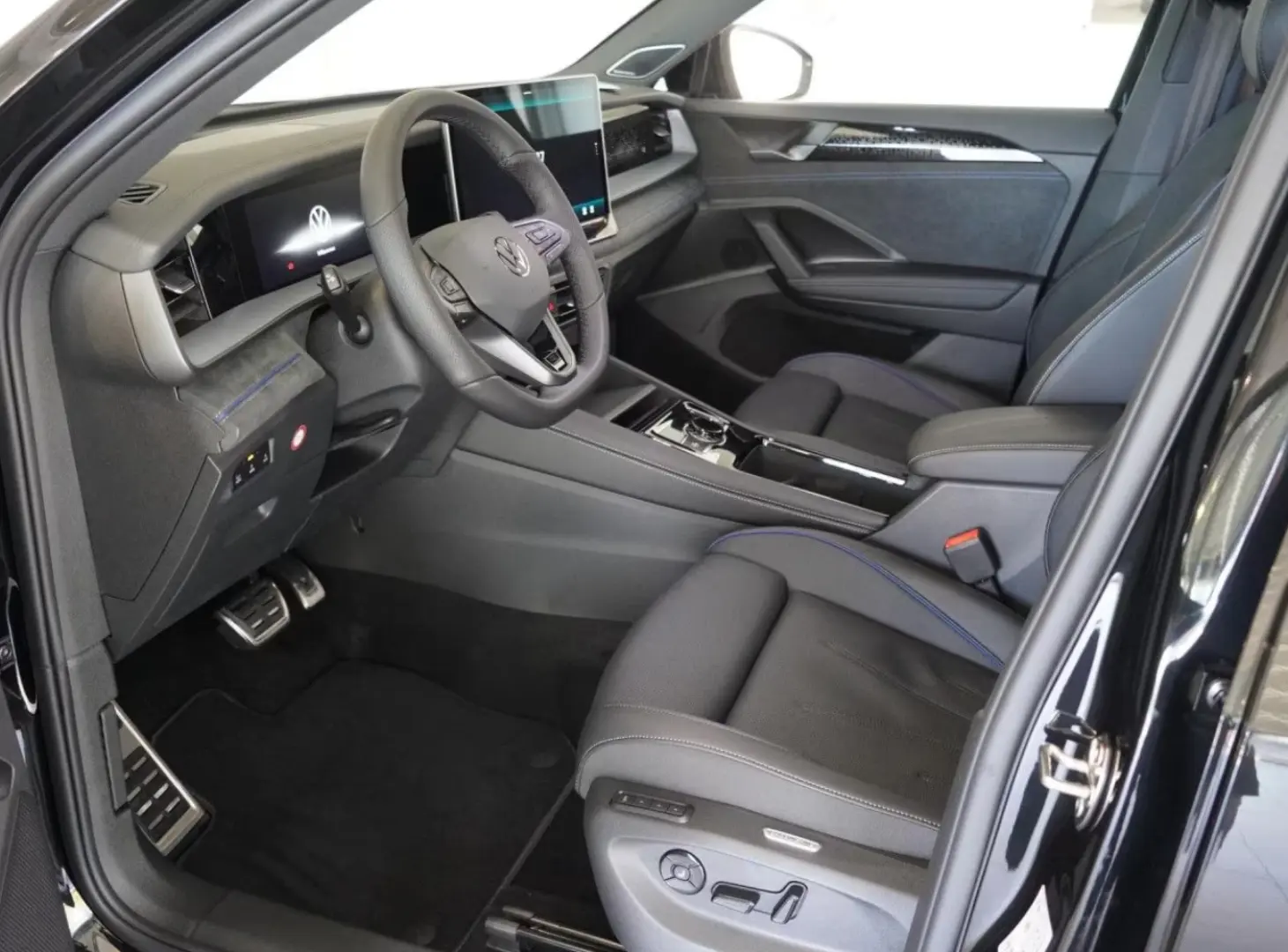 Volkswagen Tayron R-Line 2.0 TSI 4M DSG KAMER AHK DCC HUD