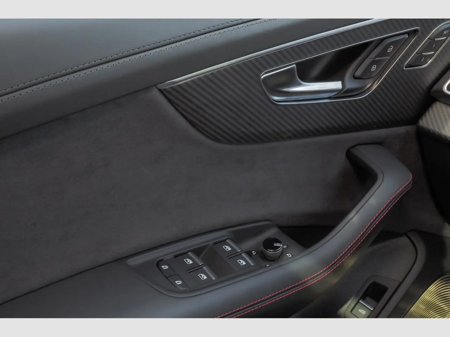 RSQ8 Facelift/All Black/B+O Advanced/RS-AGA/Lase