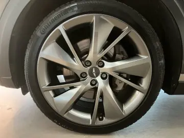 GV70 Luxury 4WD LED LEDER KAMERA PDC NAVI ALU
