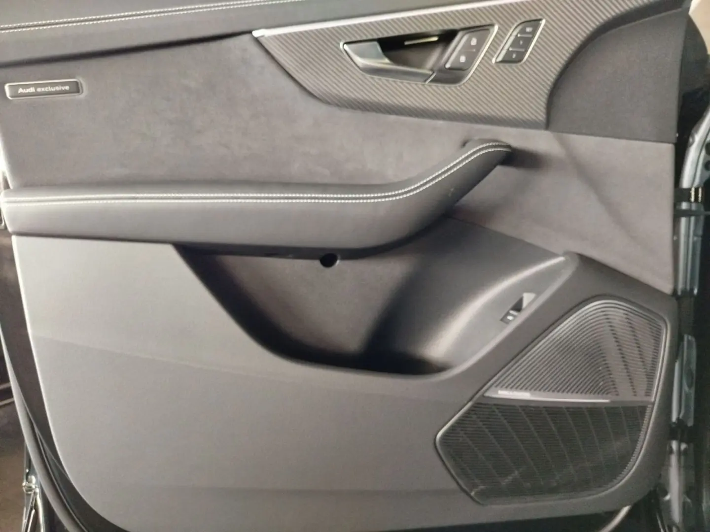 RSQ8 tiptronic Laser Luft Massage AHK B&O Panora