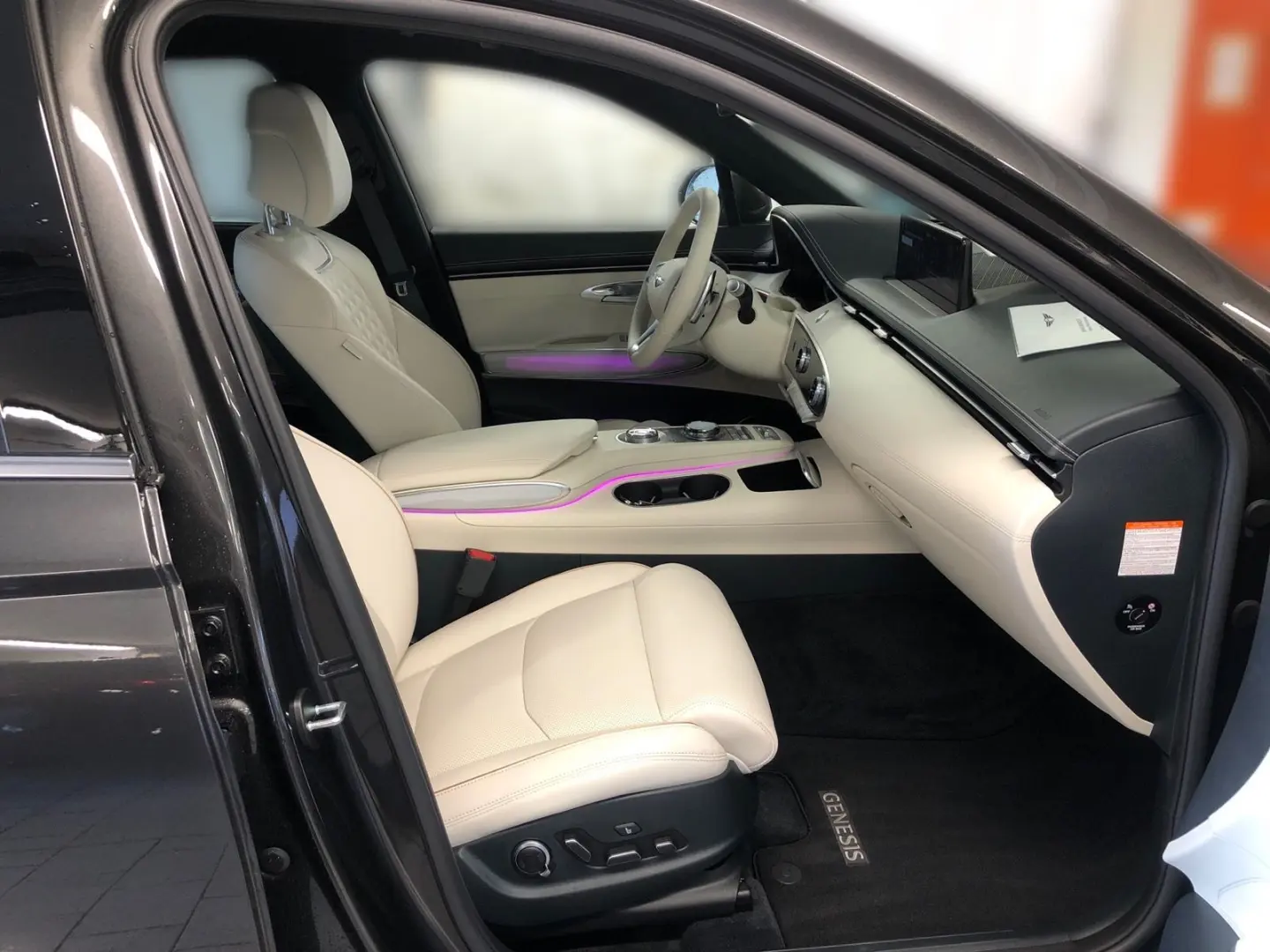Electrified GV70 Sport AWD HeadUp Standheiz LM