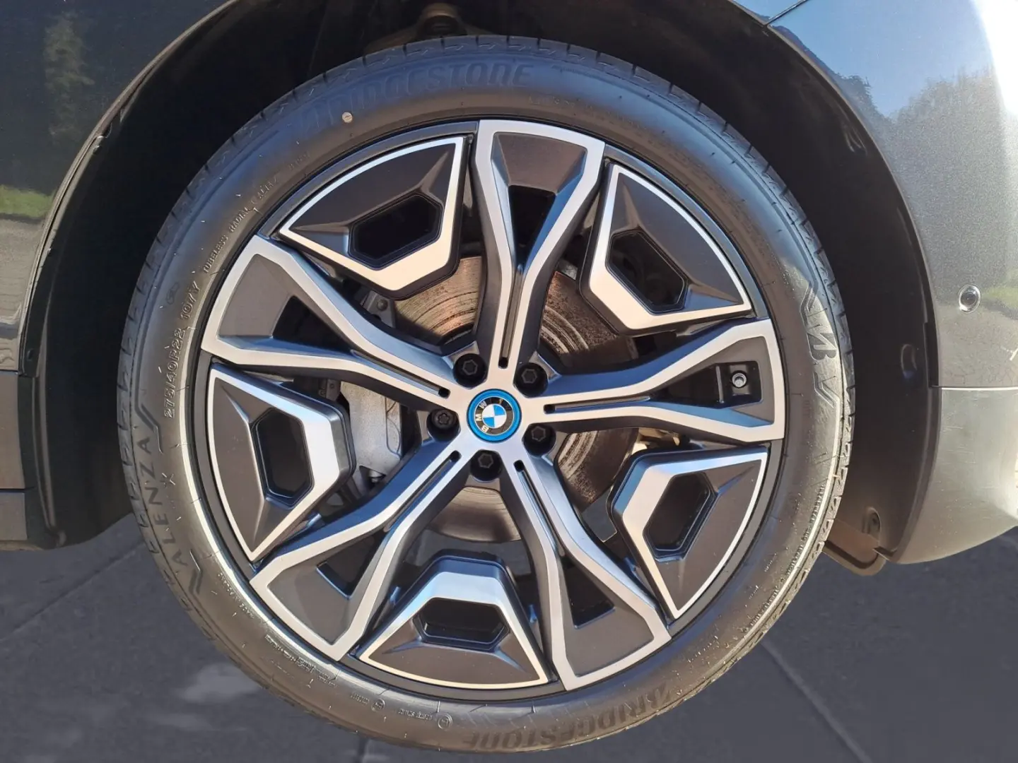 iX xDrive40
