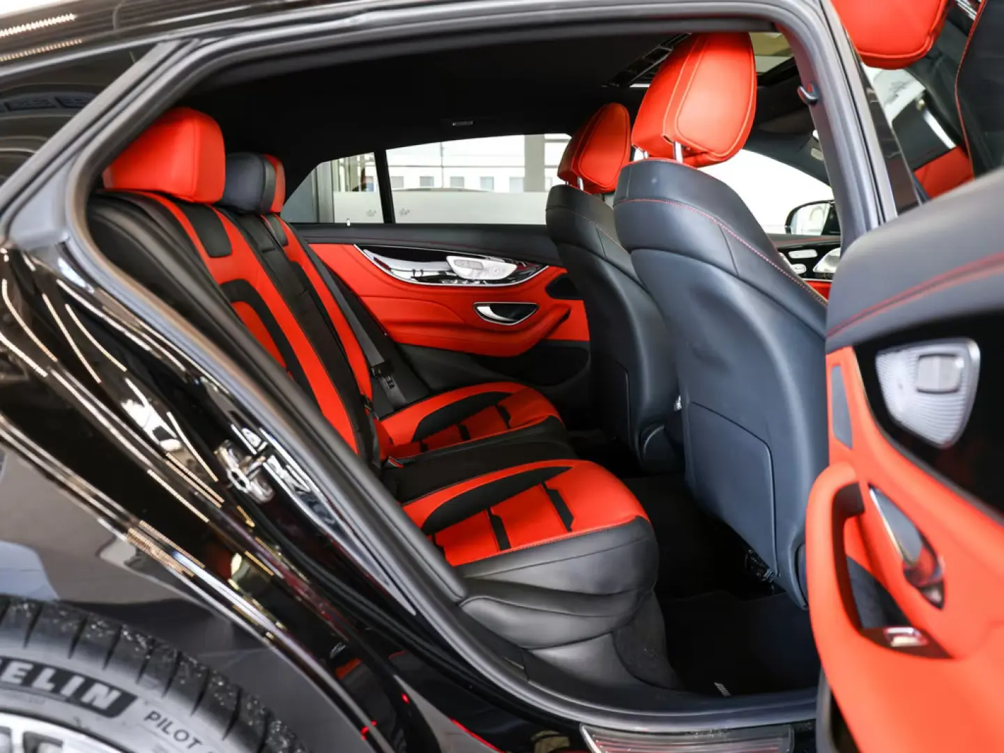 Mercedes-Benz AMG GT 53 4M+ V8-Style Aero Performance