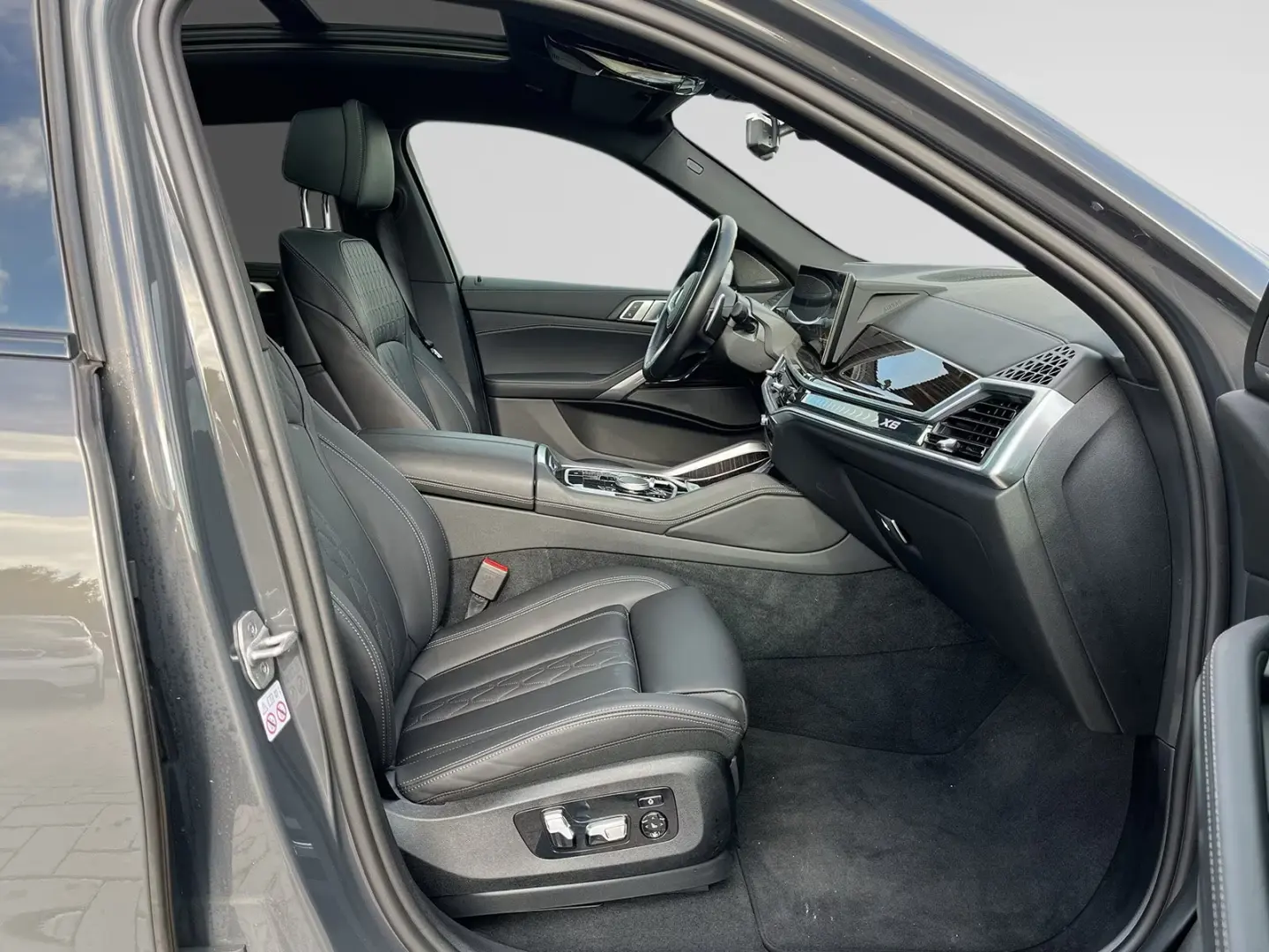 BMW X6 xDrive30d AHK|Panorama|H/K|