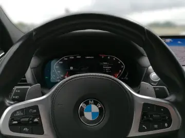 X4 M40i Sport HuD StandHZG AHK Leder LED Memory