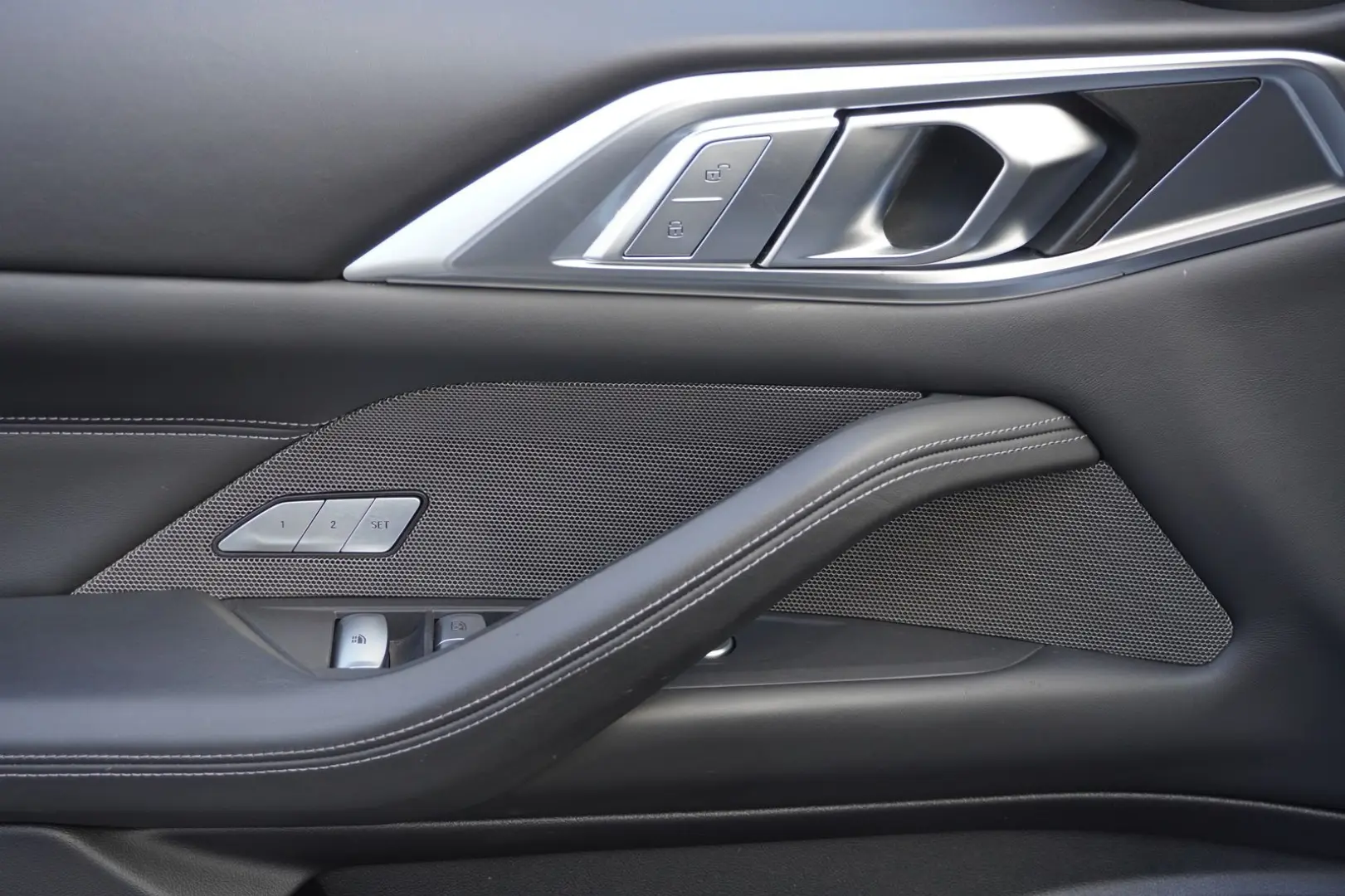 M4 Competition M xDrive Cabrio Laser Carbon-Kera