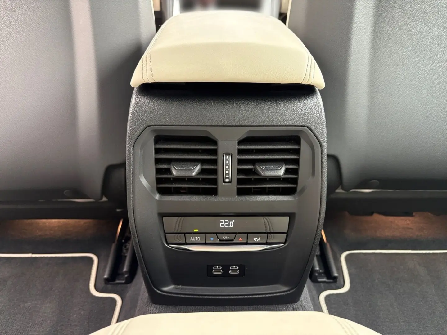 M4 Competition Cabrio mit M xDrive Laser DA Prof
