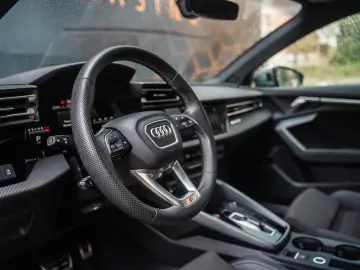 Audi S3 Sedan PI 2.0 TFSI Quattro