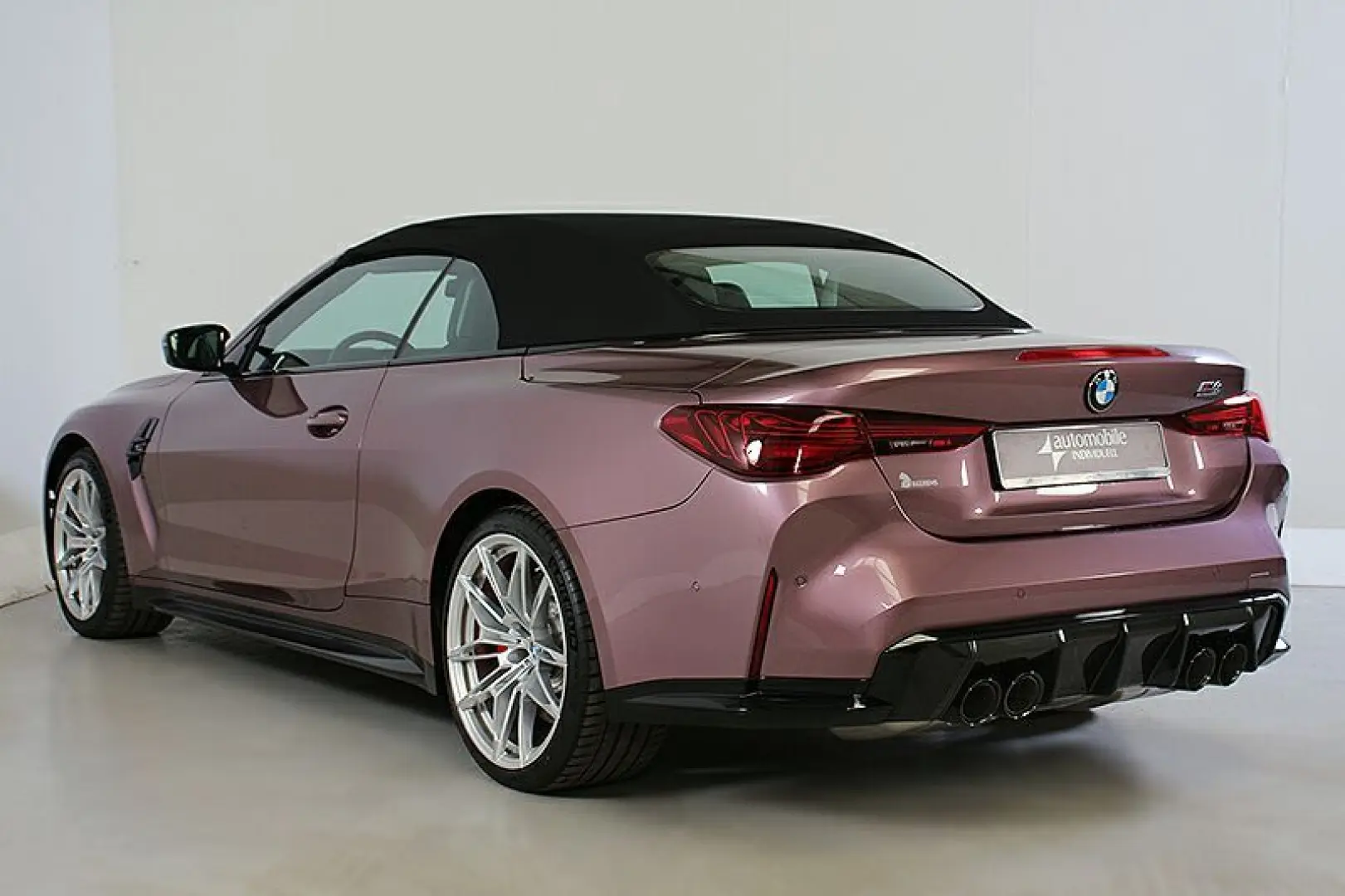 M4 Competition Cab. mit M xDrive Individual !!!