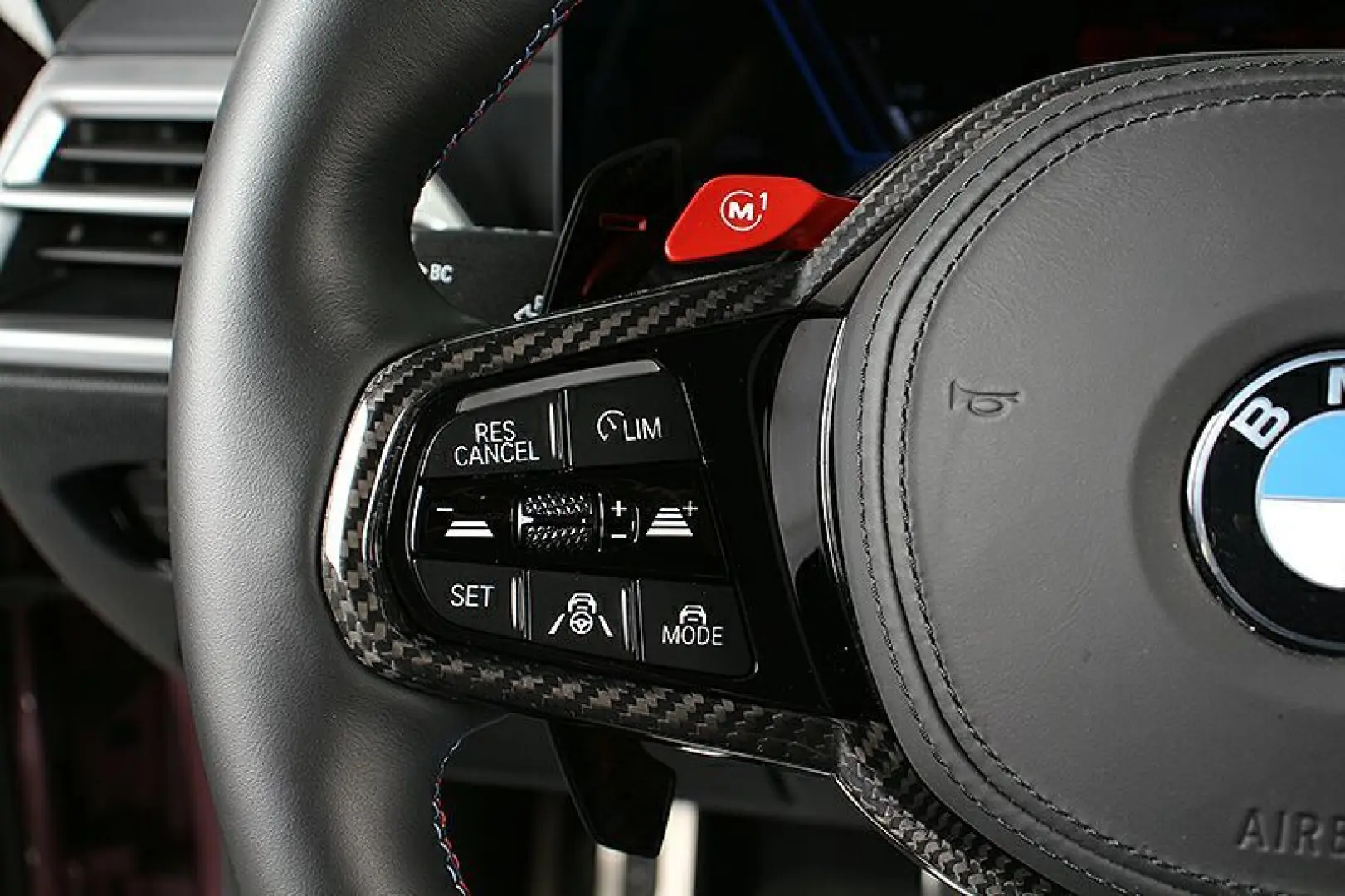 M4 Competition Cab. mit M xDrive Individual !!!