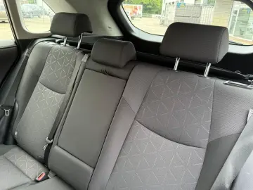 RAV 4 2.0 16V 4x4 Automatik dig. Tacho Cam DAB