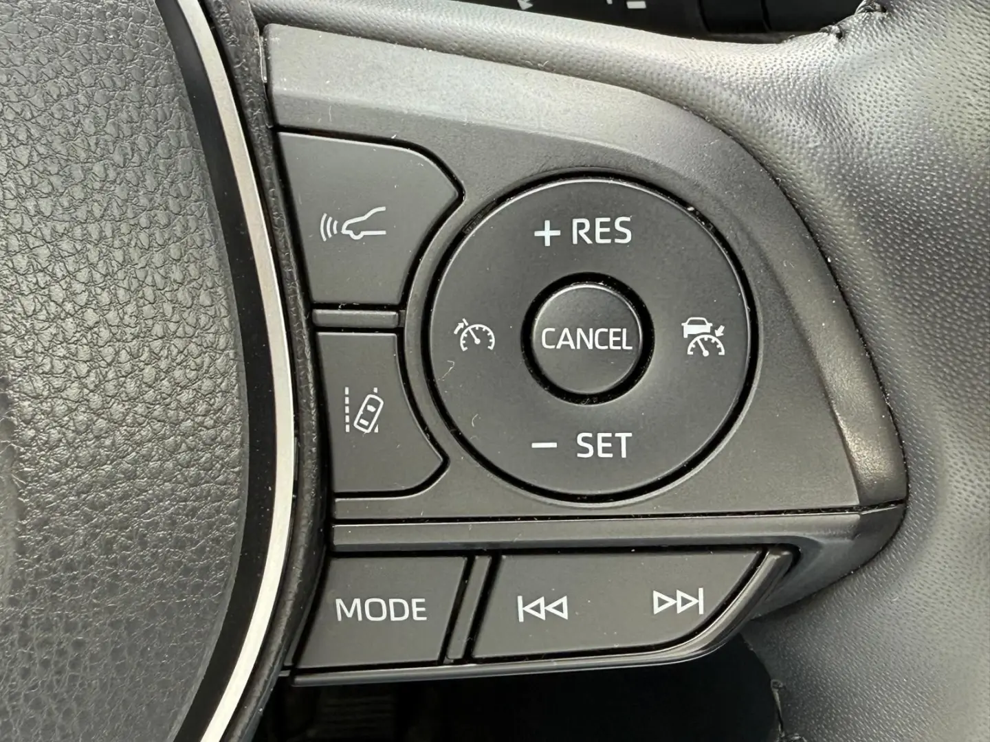 RAV 4 2.0 16V 4x4 Automatik dig. Tacho Cam DAB