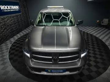 RAM 5.7 V8 HEMI 4x4 OFFROAD Night LONGBED 19%