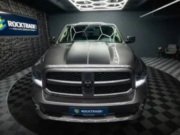 RAM 5.7 V8 HEMI 4x4 OFFROAD Night LONGBED 19%