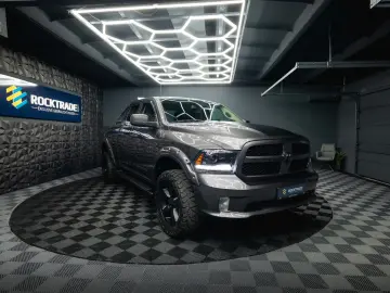 RAM 5.7 V8 HEMI 4x4 OFFROAD Night LONGBED 19%