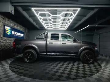 RAM 5.7 V8 HEMI 4x4 OFFROAD Night LONGBED 19%