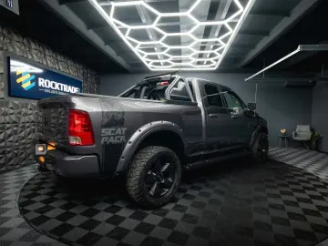 RAM 5.7 V8 HEMI 4x4 OFFROAD Night LONGBED 19%