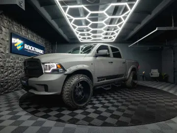 RAM 5.7 V8 HEMI 4x4 PUNISHER OFFROAD RAMBOX 19%