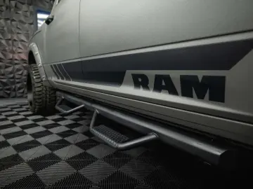 RAM 5.7 V8 HEMI 4x4 PUNISHER OFFROAD RAMBOX 19%
