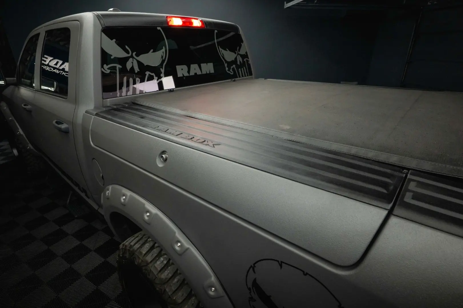 RAM 5.7 V8 HEMI 4x4 PUNISHER OFFROAD RAMBOX 19%