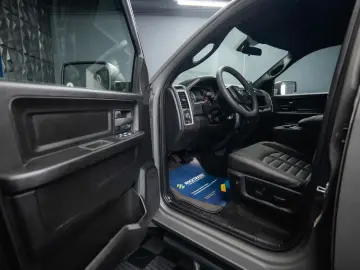 RAM 5.7 V8 HEMI 4x4 PUNISHER OFFROAD RAMBOX 19%