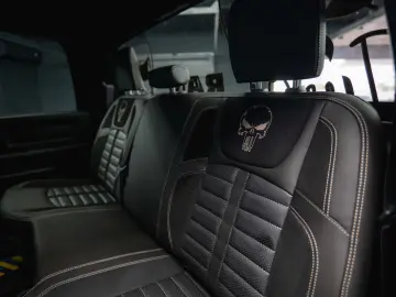 RAM 5.7 V8 HEMI 4x4 PUNISHER OFFROAD RAMBOX 19%