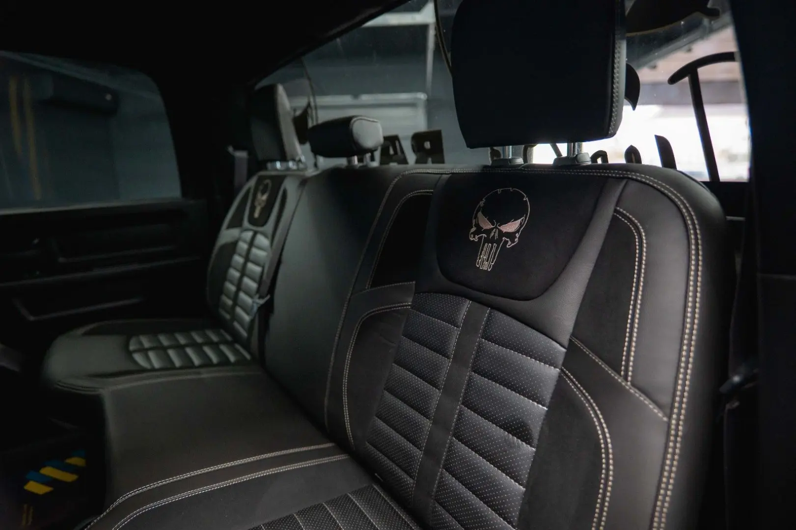 RAM 5.7 V8 HEMI 4x4 PUNISHER OFFROAD RAMBOX 19%