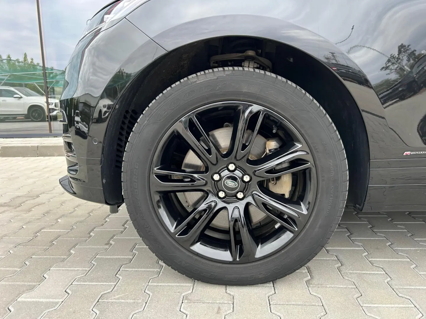 Land Rover Velar R-Dynamic 2.0 P400e PHEV HSE 2022