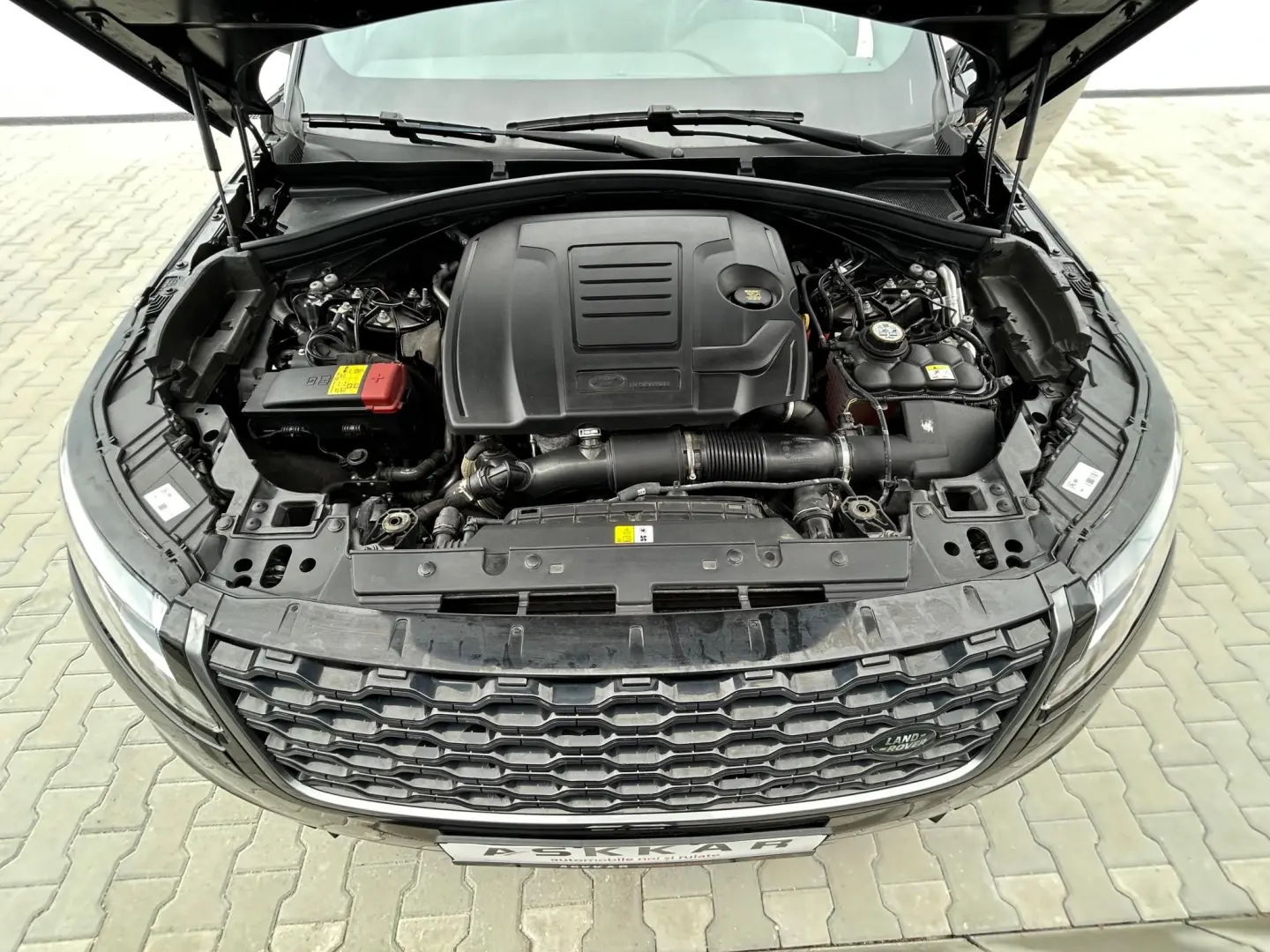 Land Rover Velar R-Dynamic 2.0 P400e PHEV HSE 2022