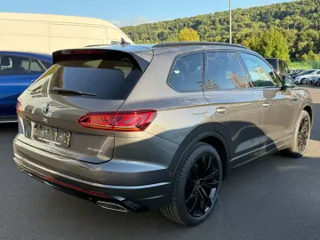Touareg R 4M eHybrid Leder ACC DAB Pano IQ-Light