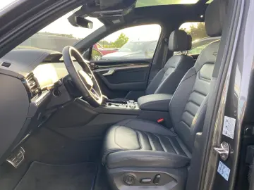 Touareg R 4M eHybrid Leder ACC DAB Pano IQ-Light
