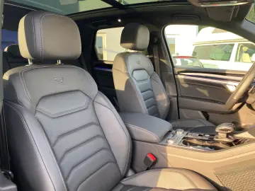 Touareg R 4M eHybrid Leder ACC DAB Pano IQ-Light