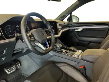 Touareg R 4Motion eHybrid 462hp PANORAMA 21