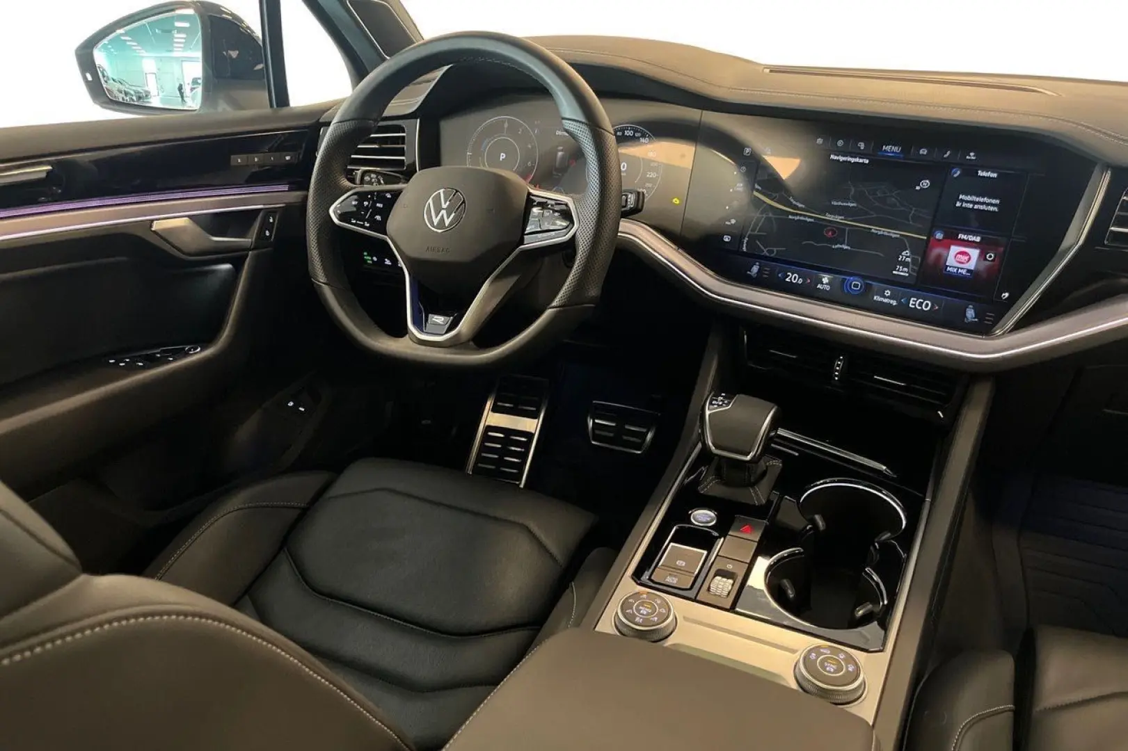 Touareg R 4Motion eHybrid 462hp PANORAMA 21