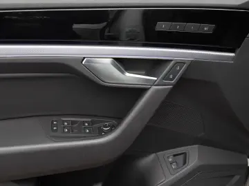 Touareg R LM21 MEMORY AHK PANO ERGO-COMF