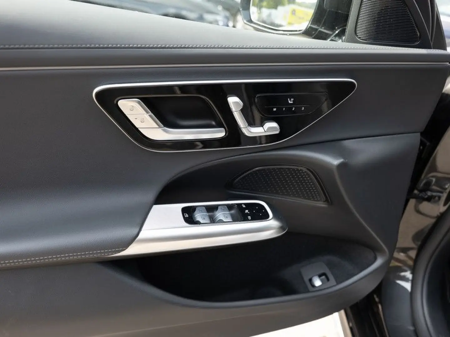 E 450 4M AMG-Sport/DIGITAL/360/Pano/Distr/19'