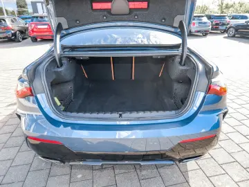M440i xDrive Coupé HUD ACC RFK NAVI LED Laser