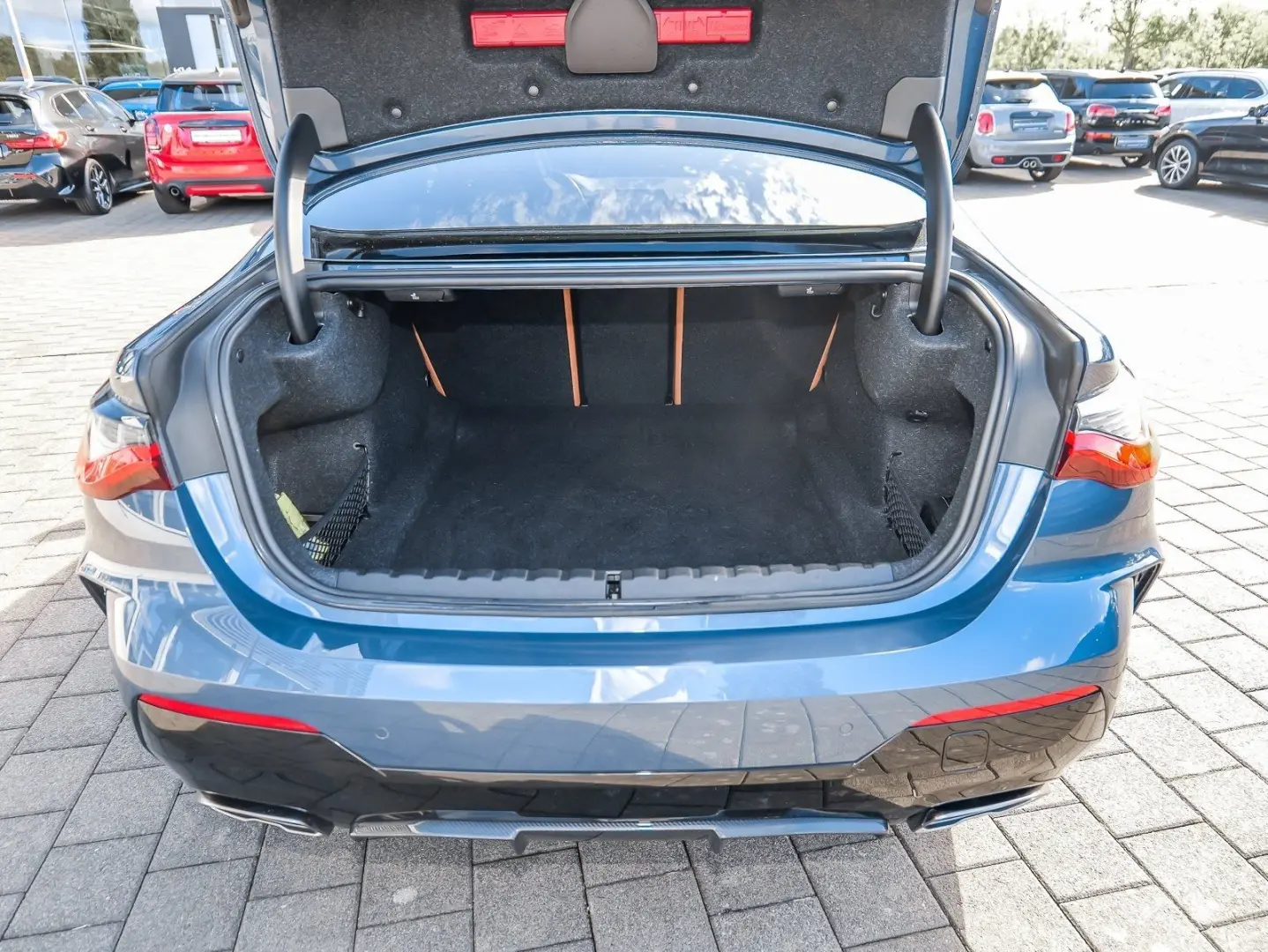 M440i xDrive Coupé HUD ACC RFK NAVI LED Laser