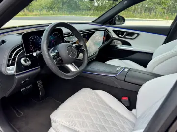 Mercedes-Benz E 220 E220d 4M AMG Line Premium