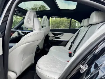 Mercedes-Benz E 220 E220d 4M AMG Line Premium