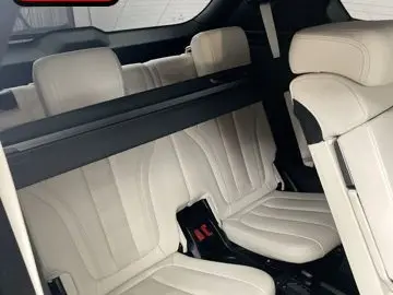 X5 xDrive 25d M SPORT 7SITZ