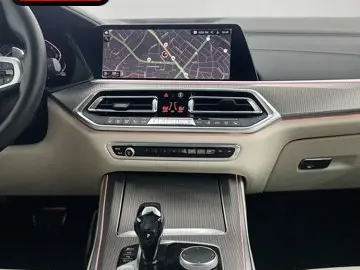 X5 xDrive 25d M SPORT 7SITZ