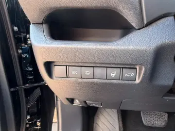 RAV4 Hybrid Team D **TECHNIKPAKET**