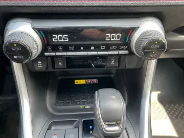RAV 4 Plug-in-Hybrid *Allrad*LED*ACC*CAM*4x SHZ*