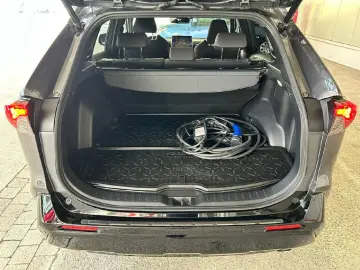 RAV4 Plug-in Hy. 4x4 Technikp. AHK