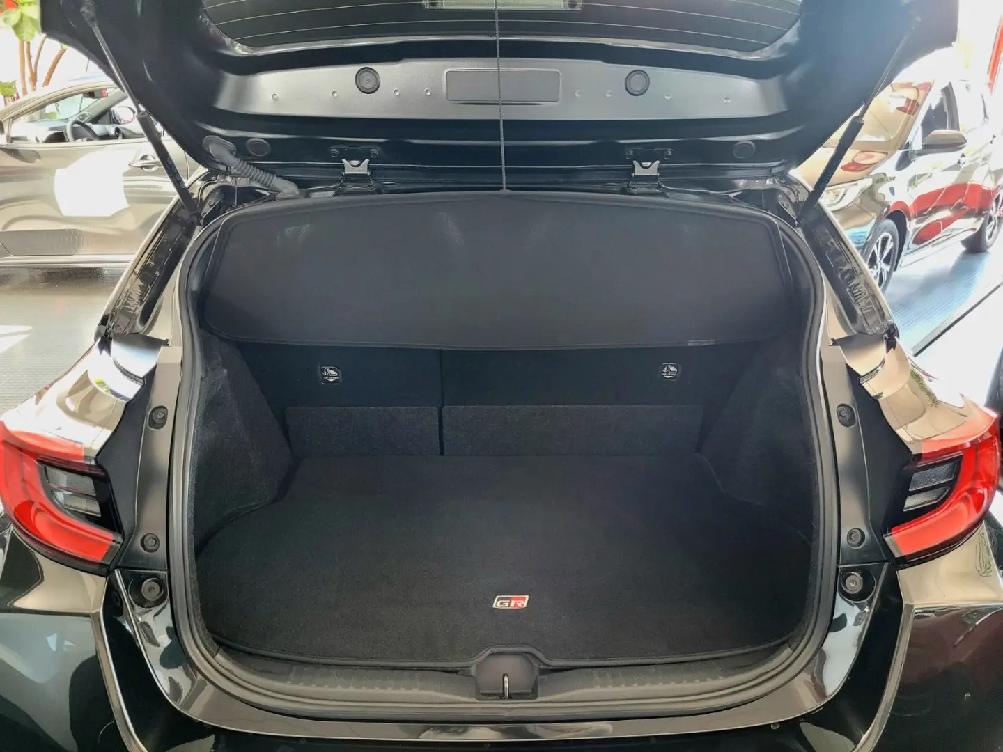 GR Yaris 1.6 Performance MJ22 4x4 SHZ,Kamera