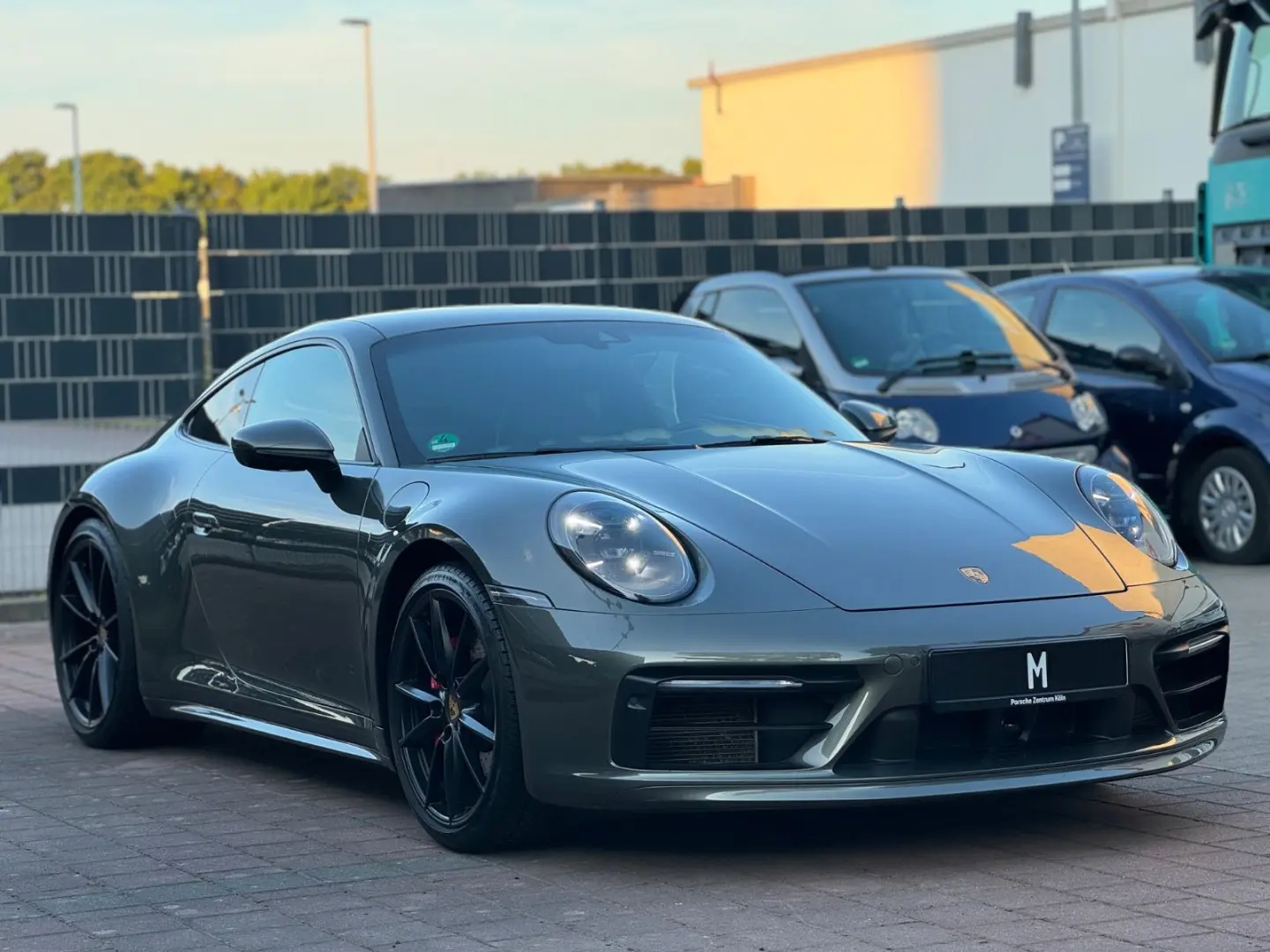 911 / 992 Carrera S MATRIX/360°/TEMPO/BOSE/MwSt.