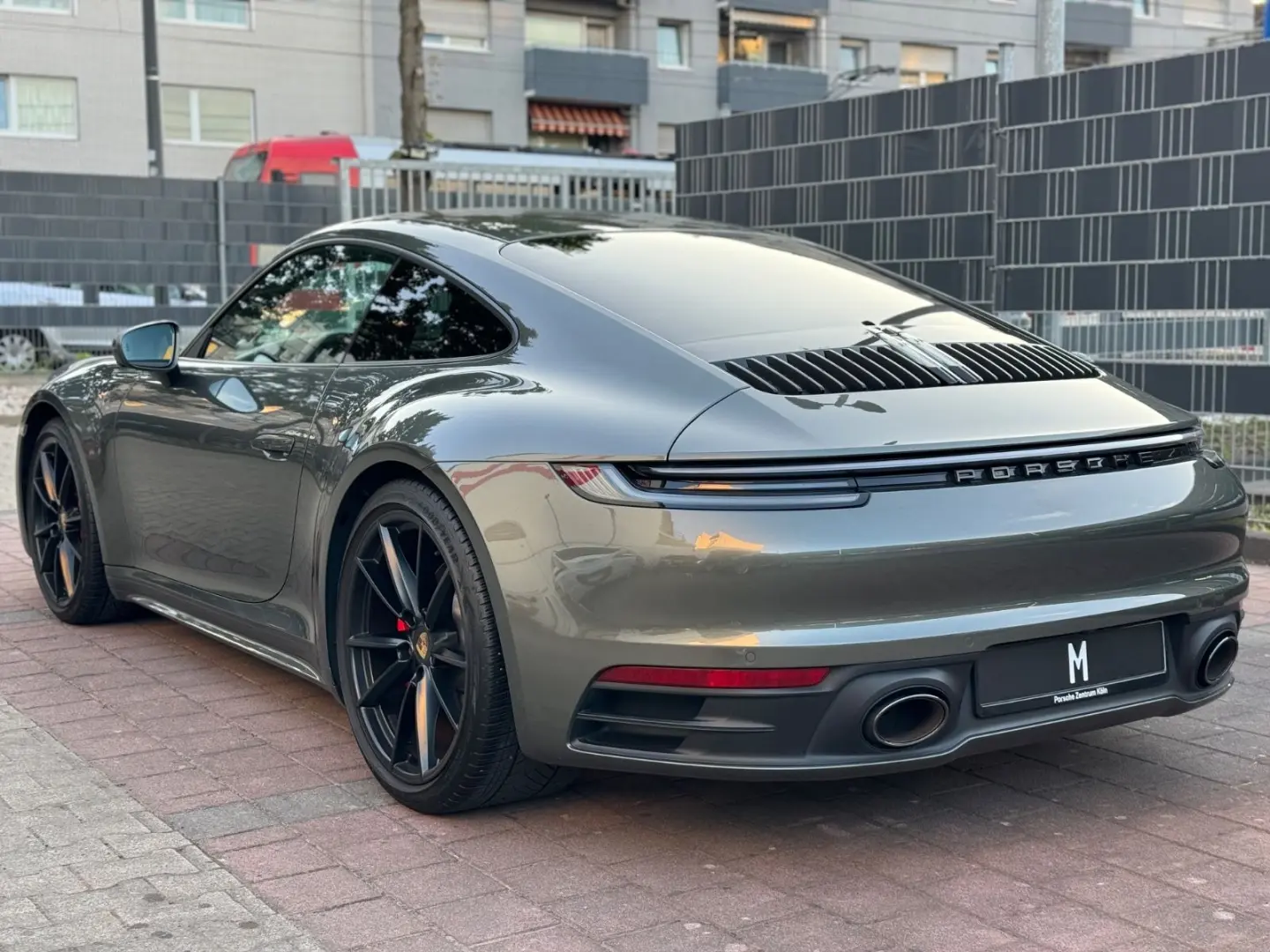 911 / 992 Carrera S MATRIX/360°/TEMPO/BOSE/MwSt.