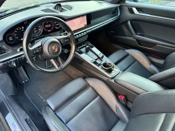 911 / 992 Carrera S MATRIX/360°/TEMPO/BOSE/MwSt.