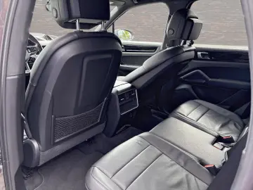 Cayenne 3.0 E-Hybrid PANOD LED NAVI LEDER